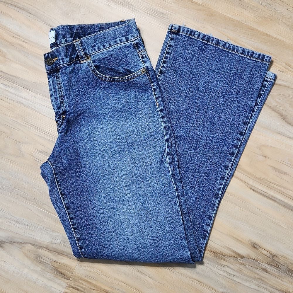 🔹️Calvin Klein Blue Boot Cut Jeans Size 11/31